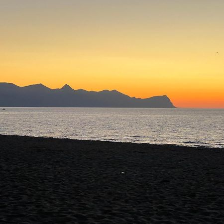 Casa Vacanze Il Girasole Balestrate Zewnętrze zdjęcie